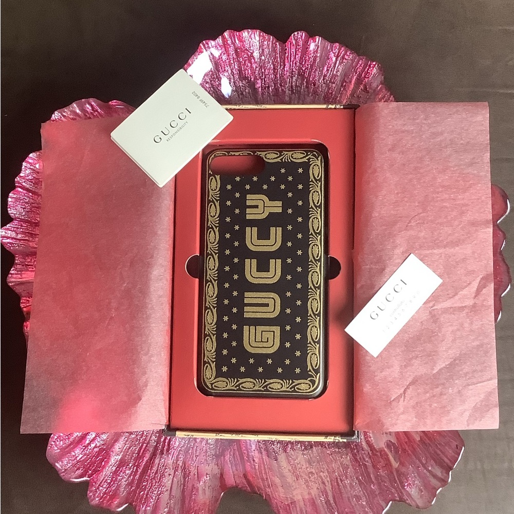 Gucci X SEGA - The GUCCY - Case for iPhone 8 Plus and 7 Plus